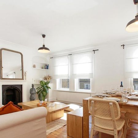 ロンドンBright, Stylish & Cosy 3-Bed Flat Near Mile Endアパートメント エクステリア 写真